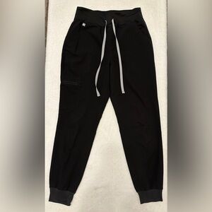 FIGS Black Zamora High Waisted 2.0 - Petite Jogger Scrub Pants